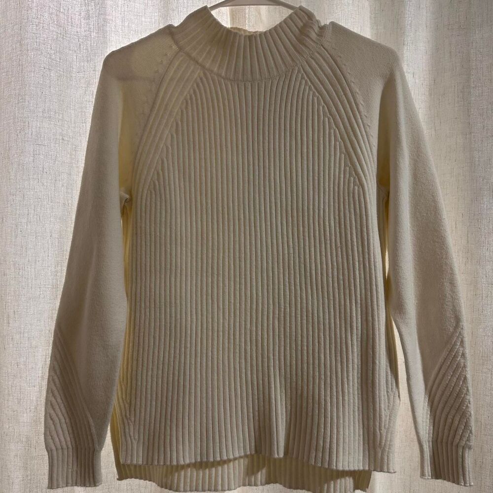 Banana-republic Women's Cream and White Jumper